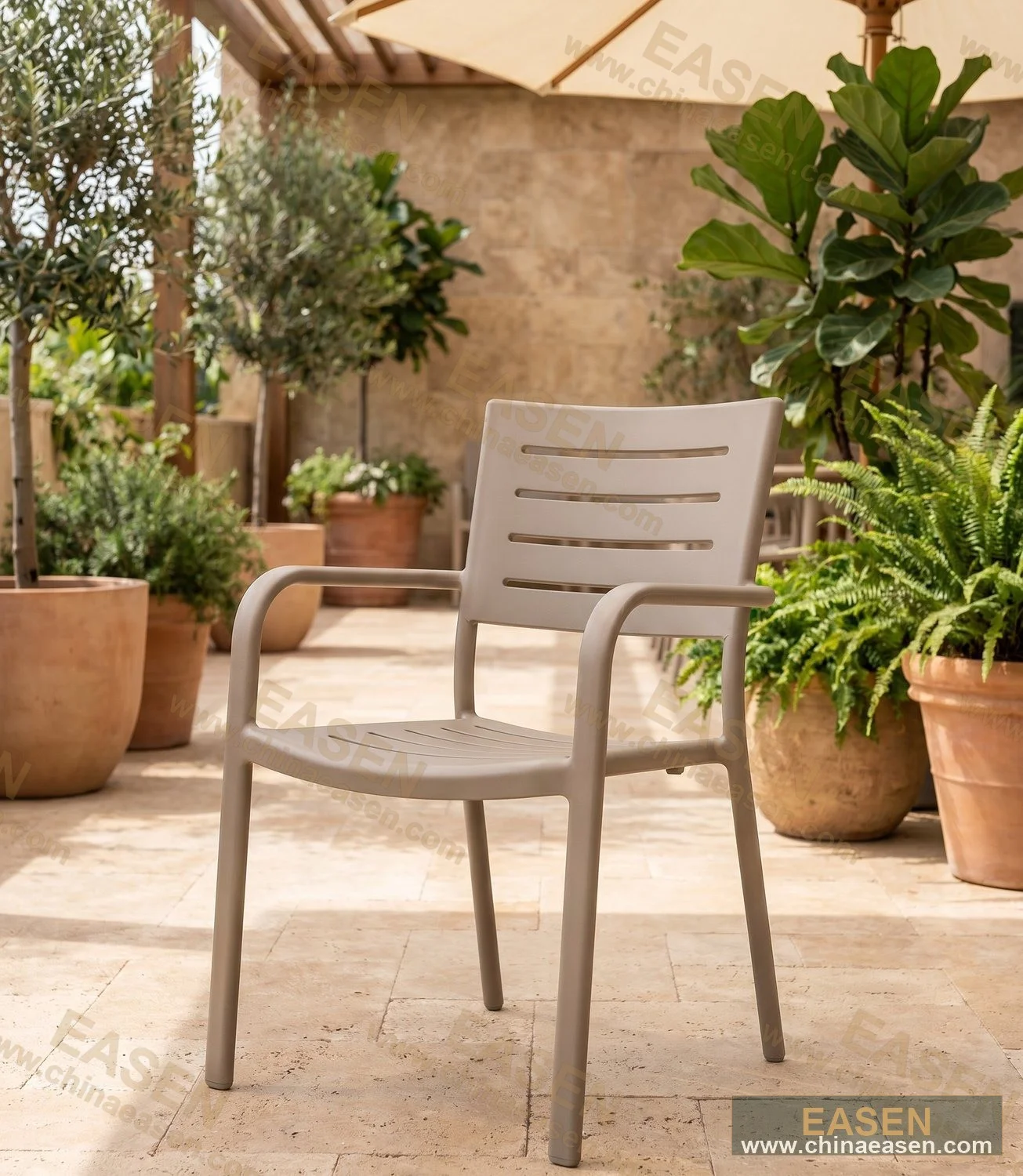 YS-O006 — Caramel Aluminum Chair
