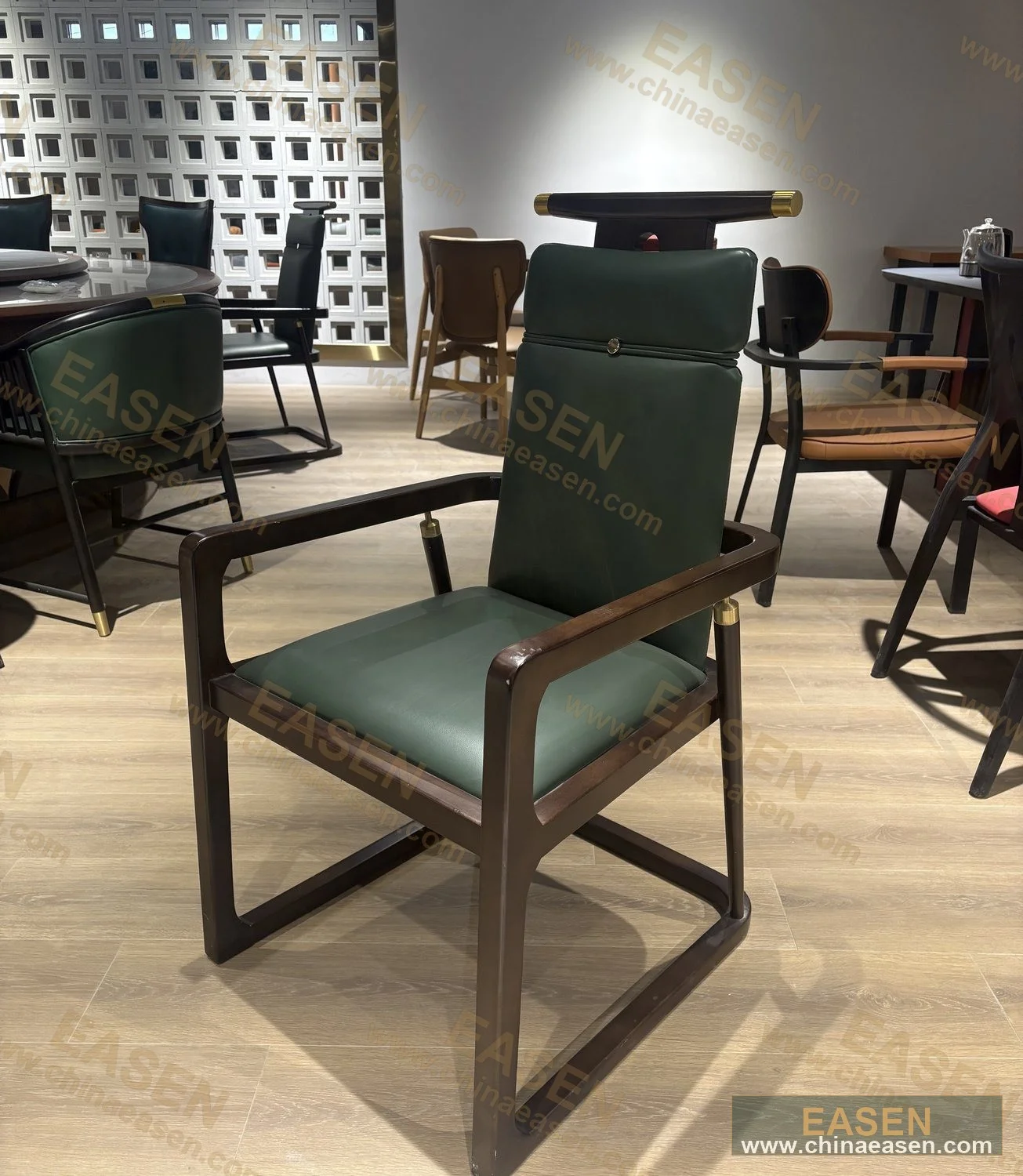 YS-P122 — Real-Photo Dining Chair 52