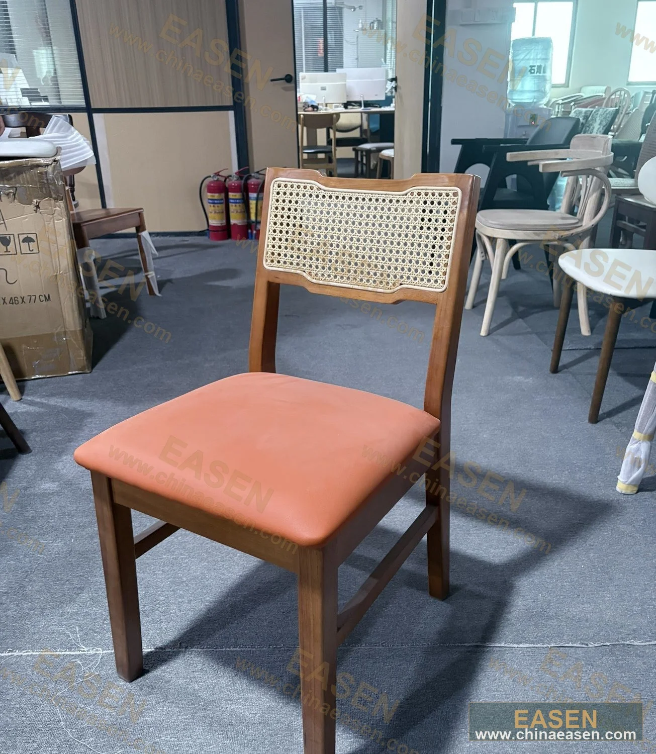 YS-P072 — Real-Photo Dining Chair 02