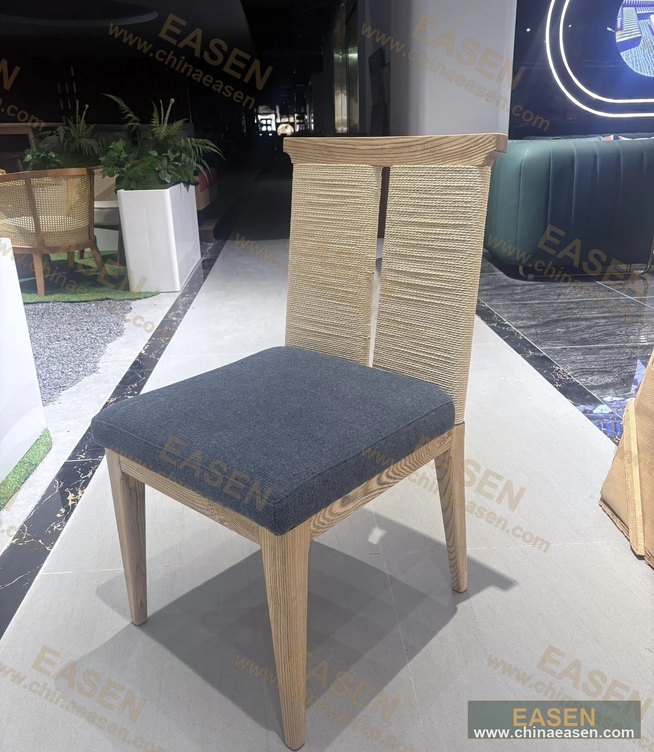 YS-P138 — Real-Photo Dining Chair 68